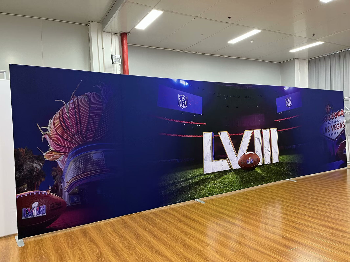 Backdrop Stand And Backdrop - Easy Fabric Display