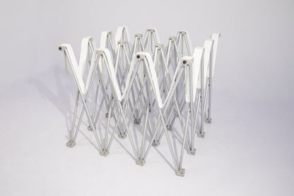 Pop Up Curved Velcro Media Wall